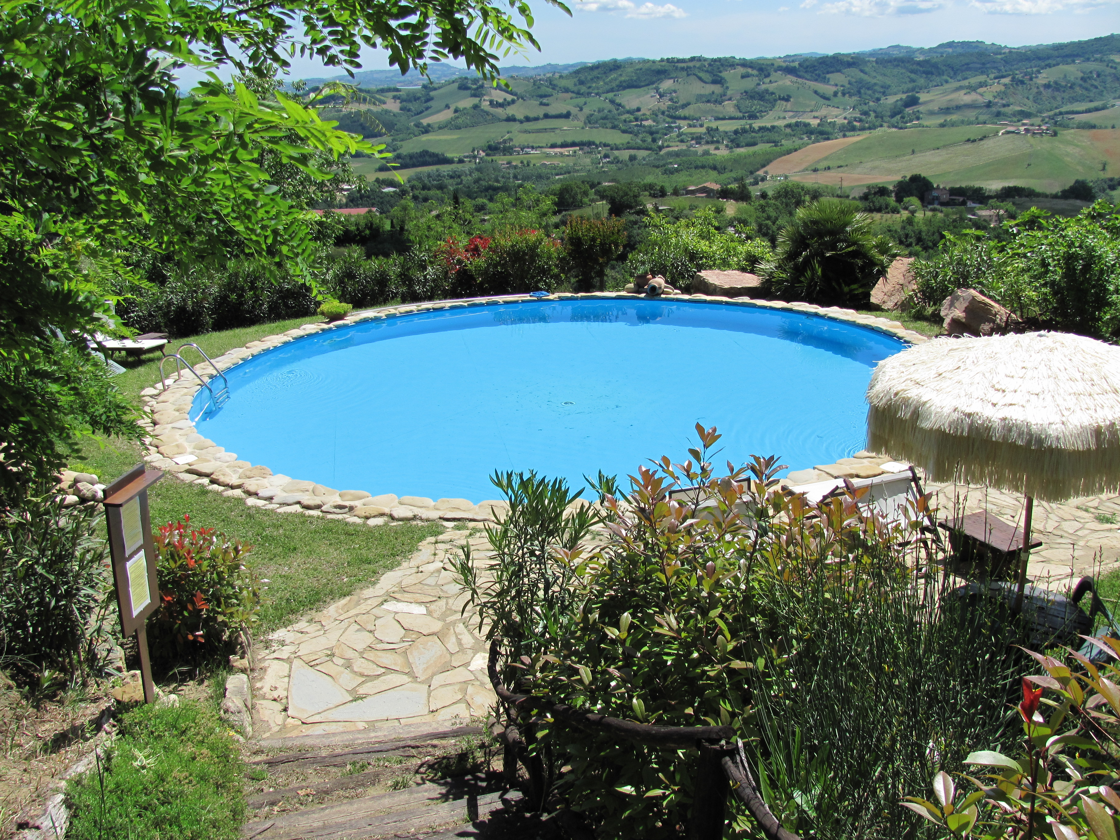 Holiday House with private swimming pool Penna San Giovanni Macerata Marche